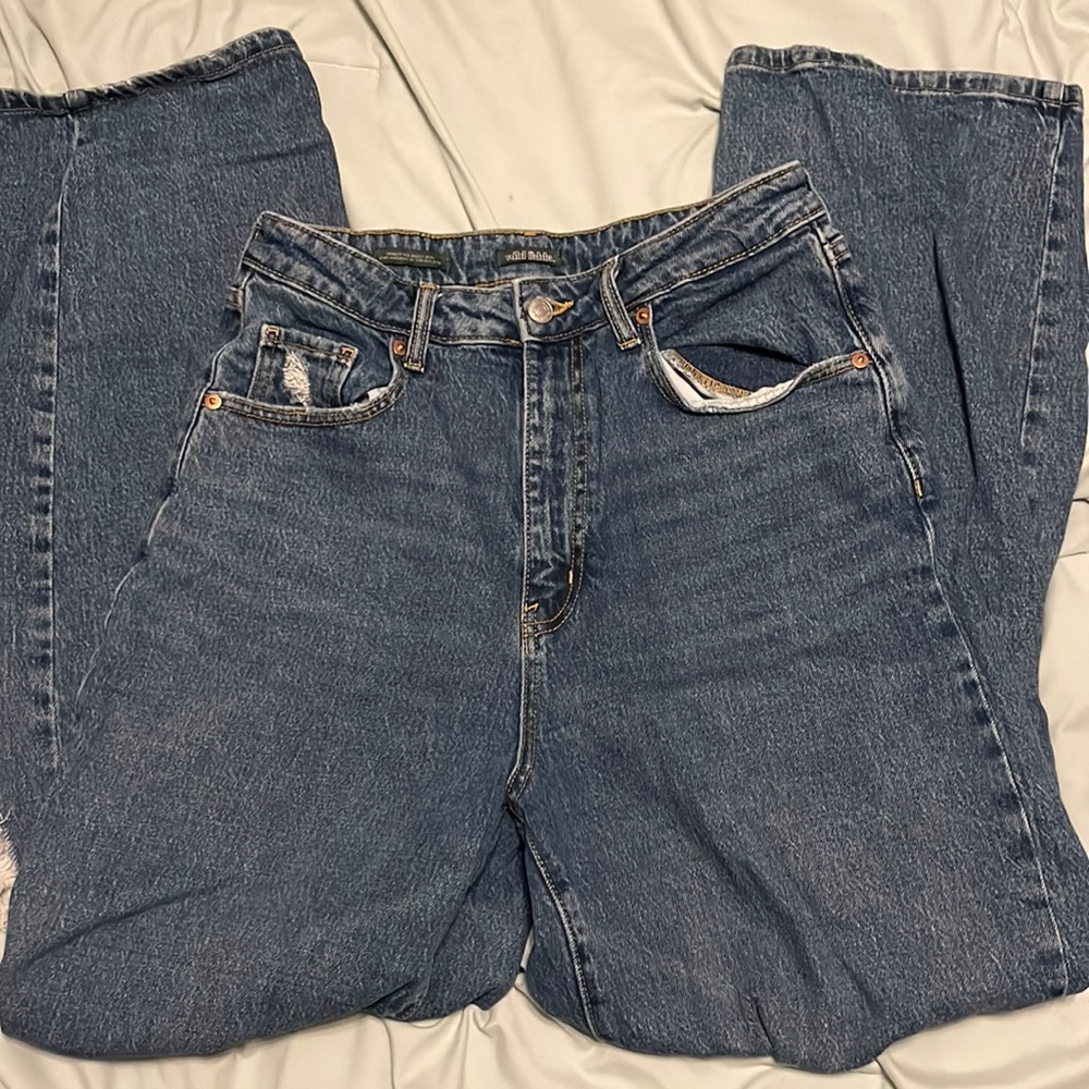 High rise baggy mom jeans